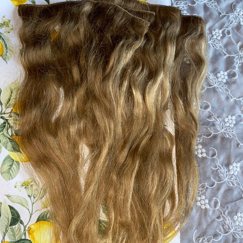 Bebonia curly extensions